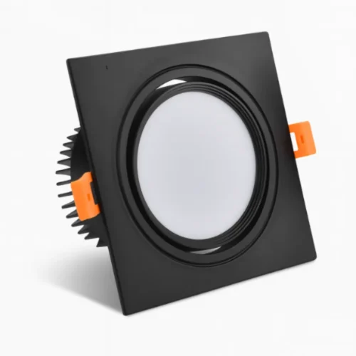 Čierne štvorcové stropné svietidlo do chodby Čierne štvorcové stropné svietidlo do chodby