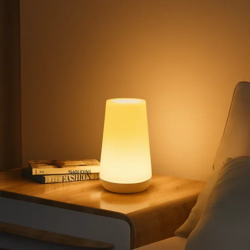 Stolná led lampa s usb na nočnom stolíku